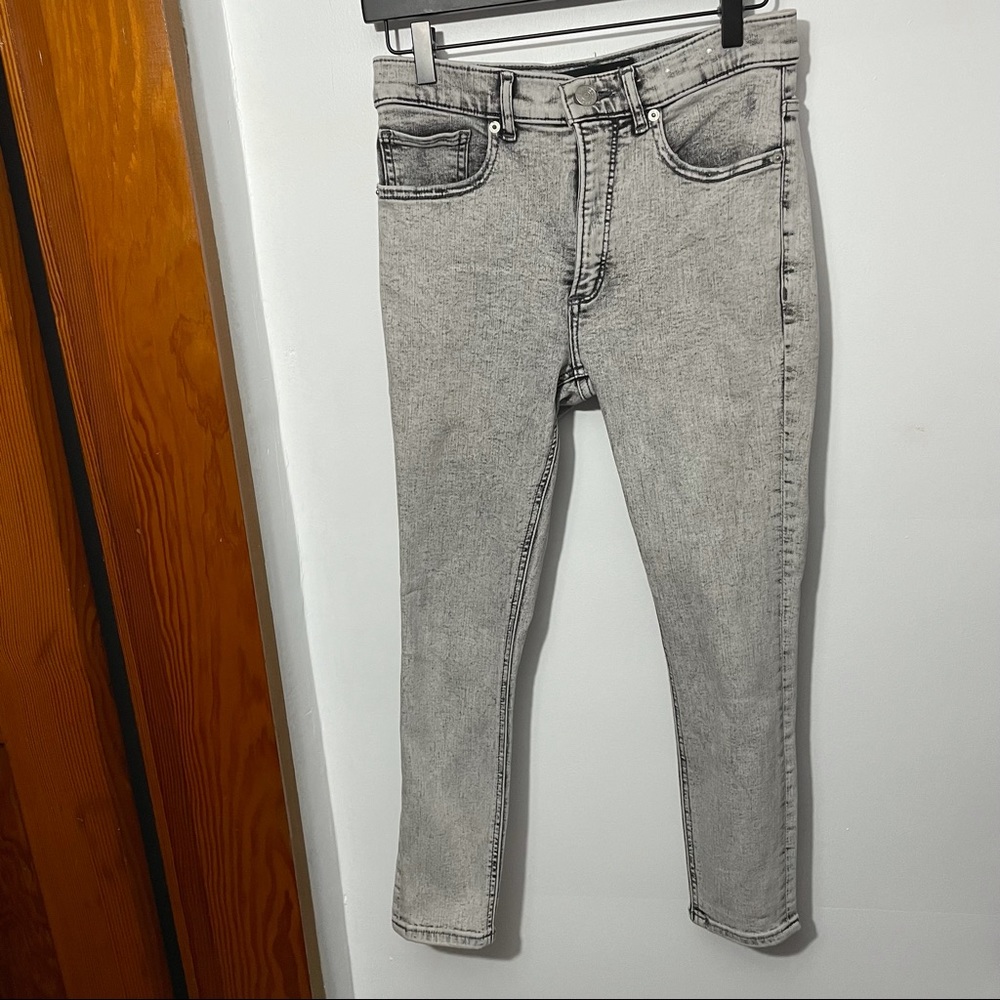 NWOT Denim Perfect Lift acid wash leggings